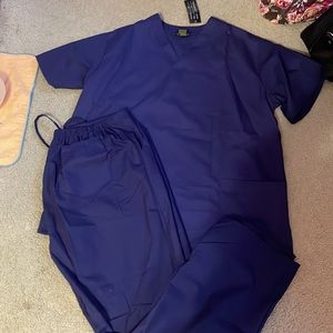 Scrub Set Size XL NWT Unisex